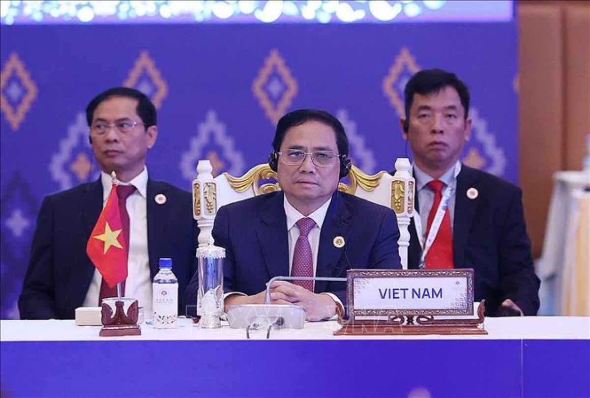PM Chinh to attend 42nd ASEAN Summit in Indonesia